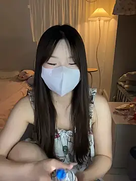  xiaoxinxin  online show from 07-05-26, 12:56