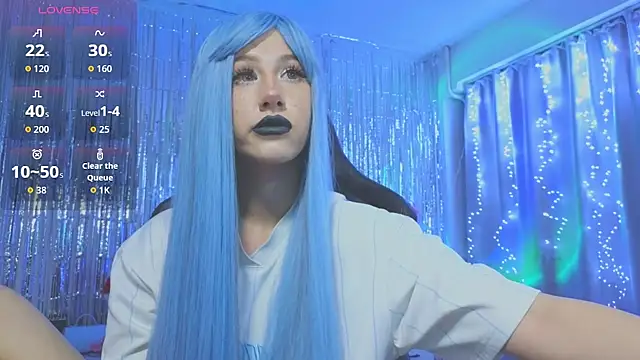 Snapshot of Necucubi02 chatting on 01-06-26, 04:00 Necucubi02 online show from 01-06-26, 04:00