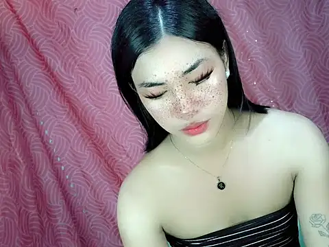 Margalona  online show from 07-16-26, 04:18