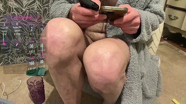 Snapshot of wolverinedream chatting on 02-24-26, 10:35 wolverinedream online show from 02-24-26, 10:35