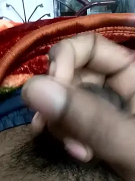 Snapshot of shrank_indian chatting on 01-17-26, 05:27 shrank indian online show from 01-17-26, 05:27