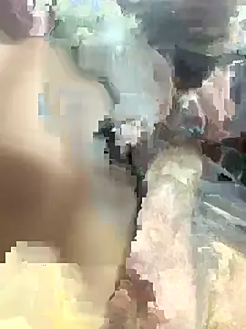 Snapshot of Wassimdz410 chatting on 03-08-26, 07:39 Wassimdz410 online show from 03-08-26, 07:39