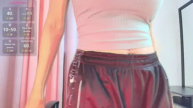 Snapshot of saray_reesee chatting on 02-09-26, 08:02 saray reesee online show from 02-09-26, 08:02