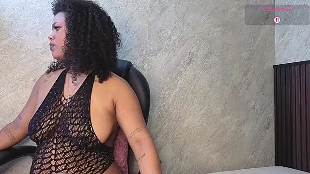 tanisha  lux online show from 04-28-26, 03:44