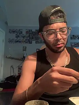 Snapshot of PRBoricua787 chatting on 06-18-26, 06:01 PRBoricua787 online show from 06-18-26, 06:01