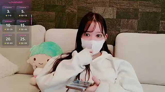 Snapshot of Mayu_000 chatting on 04-02-26, 12:14 Mayu 000 online show from 04-02-26, 12:14