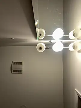 xouniq online show from 03-04-26, 01:44