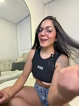 Snapshot of EVA_WILD1 chatting on 03-06-26, 02:08 EVA WILD1 online show from 03-06-26, 02:08