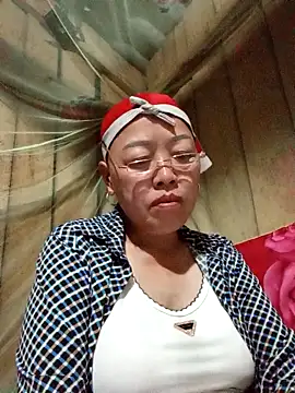 Agnes-baby online show from 04-27-26, 02:26