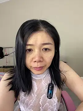 Snapshot of lukee666 chatting on 03-04-26, 07:14 lukee666 online show from 03-04-26, 07:14