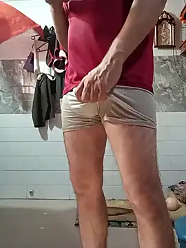 Snapshot of NIGHTKING70 chatting on 02-16-26, 06:20 NIGHTKING70 online show from 02-16-26, 06:20