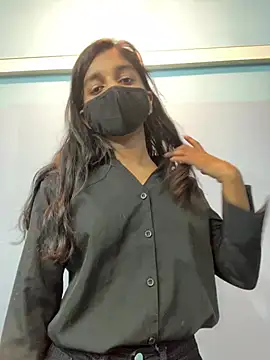 Snapshot of HotxAnamika chatting on 03-01-26, 04:14 HotxAnamika online show from 03-01-26, 04:14