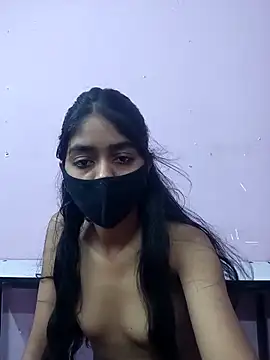 Snapshot of HotxMuskan chatting on 03-11-26, 03:23 HotxMuskan online show from 03-11-26, 03:23