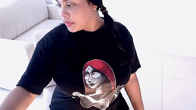isabelateran online show from 07-27-26, 07:10