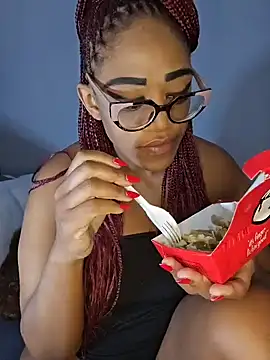 Snapshot of Sultrydiva1 chatting on 02-15-26, 08:35 Sultrydiva1 online show from 02-15-26, 08:35