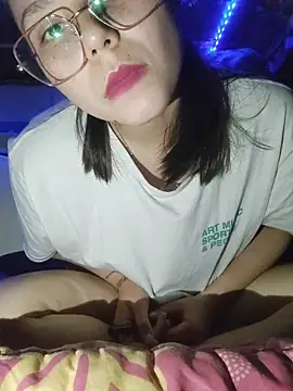 Snapshot of Sexyhanna14 chatting on 05-07-26, 01:55 Sexyhanna14 online show from 05-07-26, 01:55