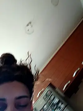 Snapshot of dear2002 chatting on 01-15-26, 07:57 dear2002 online show from 01-15-26, 07:57