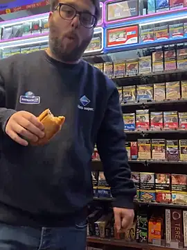 Snapshot of Dominic2295 chatting on 02-13-26, 05:03 Dominic2295 online show from 02-13-26, 05:03