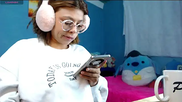 Snapshot of Princess_Venus chatting on 01-09-26, 06:27 Princess Venus online show from 01-09-26, 06:27