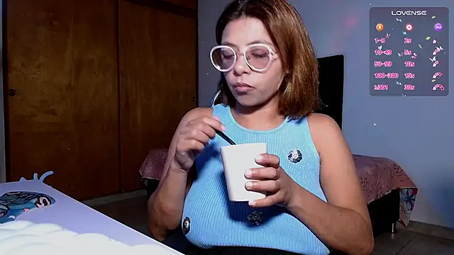 Snapshot of Princess_Venus chatting on 02-14-26, 05:26 Princess Venus online show from 02-14-26, 05:26