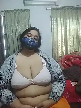 momo loves online show from 02-18-26, 04:30