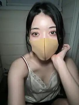 Snapshot of minami_room chatting on 08-09-26, 07:41 minami room online show from 08-09-26, 07:41