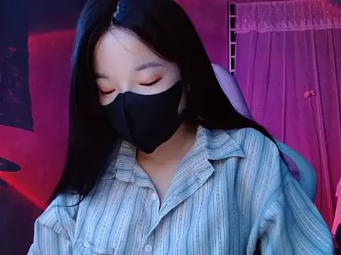 Snapshot of -Tamy- chatting on 02-16-26, 04:47 -Tamy- online show from 02-16-26, 04:47