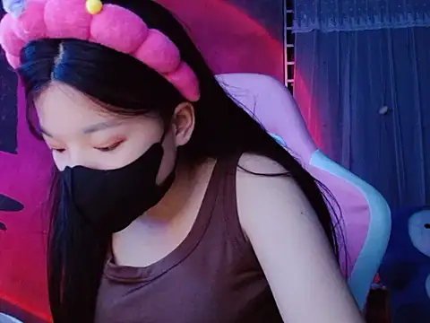 Snapshot of -Tamy- chatting on 02-17-26, 04:57 -Tamy- online show from 02-17-26, 04:57