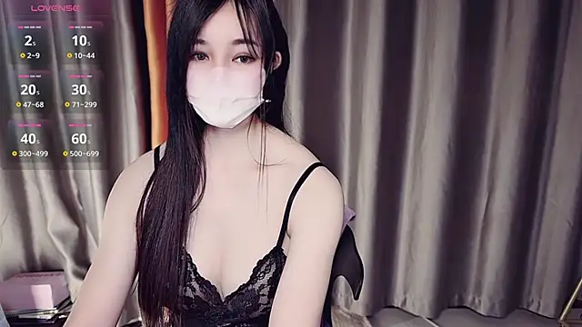 Snapshot of NolanMia chatting on 01-15-26, 11:04 NolanMia online show from 01-15-26, 11:04