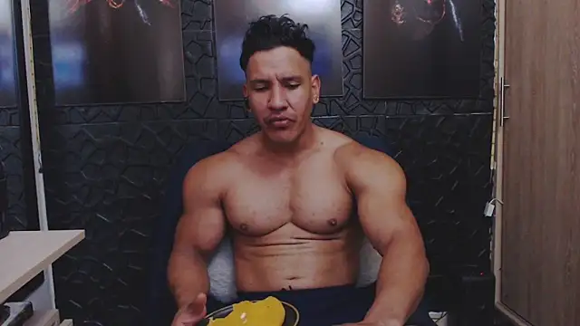 viktor herrera online show from 05-17-26, 02:13
