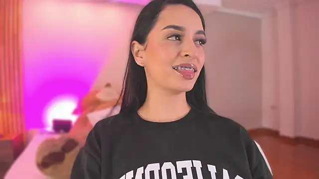 Snapshot of _NatachaDiaz_ chatting on 02-02-26, 11:42 NatachaDiaz online show from 02-02-26, 11:42