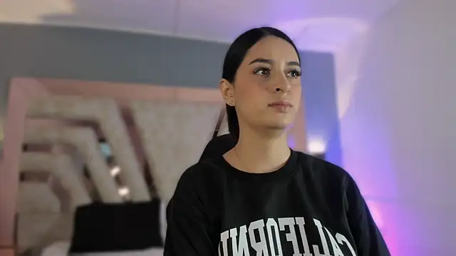 Snapshot of _NatachaDiaz_ chatting on 02-28-26, 11:33 NatachaDiaz online show from 02-28-26, 11:33