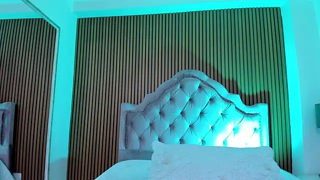 Violett hott  online show from 01-16-26, 01:26