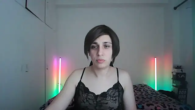 Snapshot of HoneyValentine chatting on 05-24-26, 07:52 HoneyValentine online show from 05-24-26, 07:52