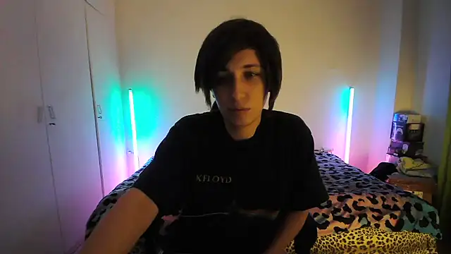 Snapshot of HoneyValentine chatting on 05-31-26, 07:59 HoneyValentine online show from 05-31-26, 07:59