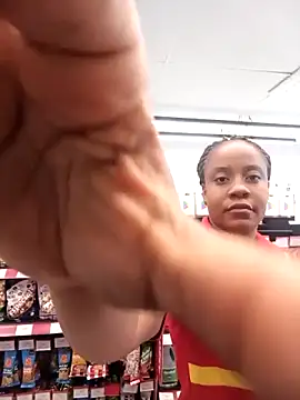 Snapshot of Asia_37 chatting on 02-19-26, 08:49 Asia 37 online show from 02-19-26, 08:49