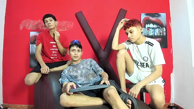 AVENGER BOYS2026 online show from 05-14-26, 07:20