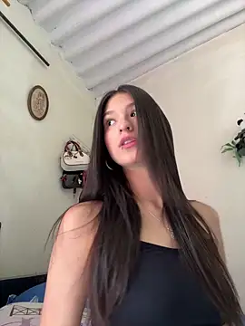Snapshot of AgathaSander_ chatting on 01-15-26, 04:22 AgathaSander online show from 01-15-26, 04:22