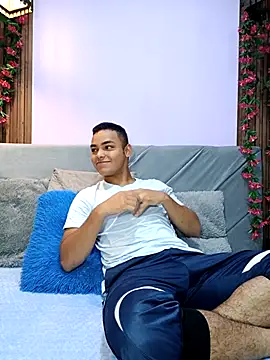 Snapshot of studentdeivy_ chatting on 01-13-26, 10:53 studentdeivy online show from 01-13-26, 10:53