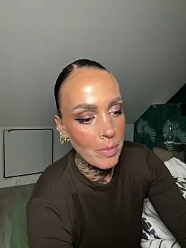 venustattoue online show from 06-12-26, 04:17