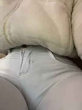 Michelle ec online show from 04-17-26, 09:07