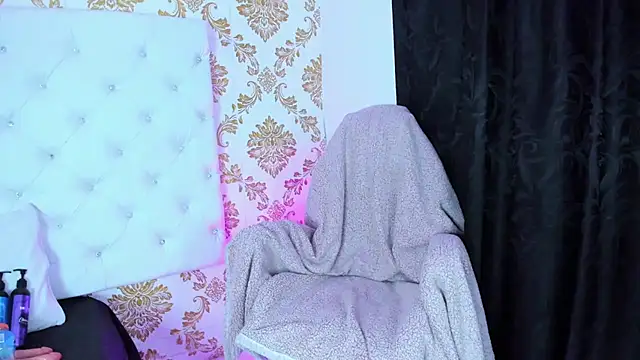 Snapshot of pinky__bunny chatting on 07-01-26, 02:35 pinky bunny online show from 07-01-26, 02:35
