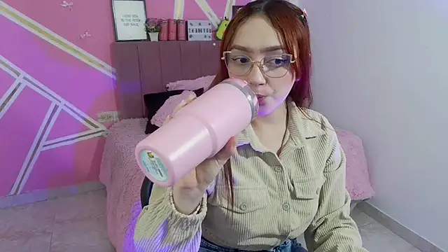 Snapshot of Natasha_Romanof18 chatting on 02-25-26, 03:16 Natasha Romanof18 online show from 02-25-26, 03:16