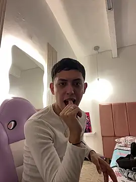 Snapshot of Iamcami_ chatting on 02-23-26, 06:49 Iamcami online show from 02-23-26, 06:49