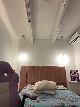 Snapshot of Iamcami_ chatting on 03-02-26, 06:59 Iamcami online show from 03-02-26, 06:59