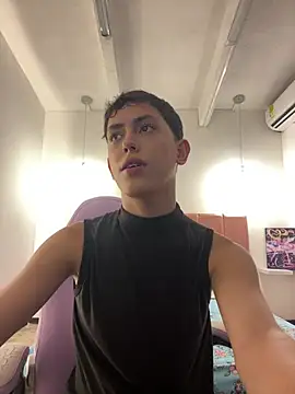 Snapshot of Iamcami_ chatting on 03-04-26, 06:58 Iamcami online show from 03-04-26, 06:58