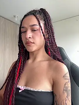 Snapshot of crystal_dlun chatting on 03-08-26, 06:55 crystal dlun online show from 03-08-26, 06:55