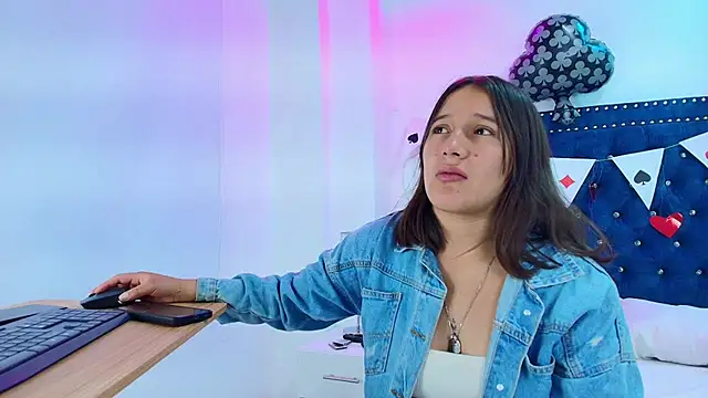 Cristal and luke online show from 02-21-26, 03:29