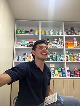 Snapshot of Keylerth_ chatting on 07-01-26, 11:15 Keylerth online show from 07-01-26, 11:15