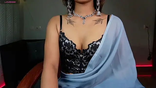 SugarAura online show from 05-01-26, 05:17